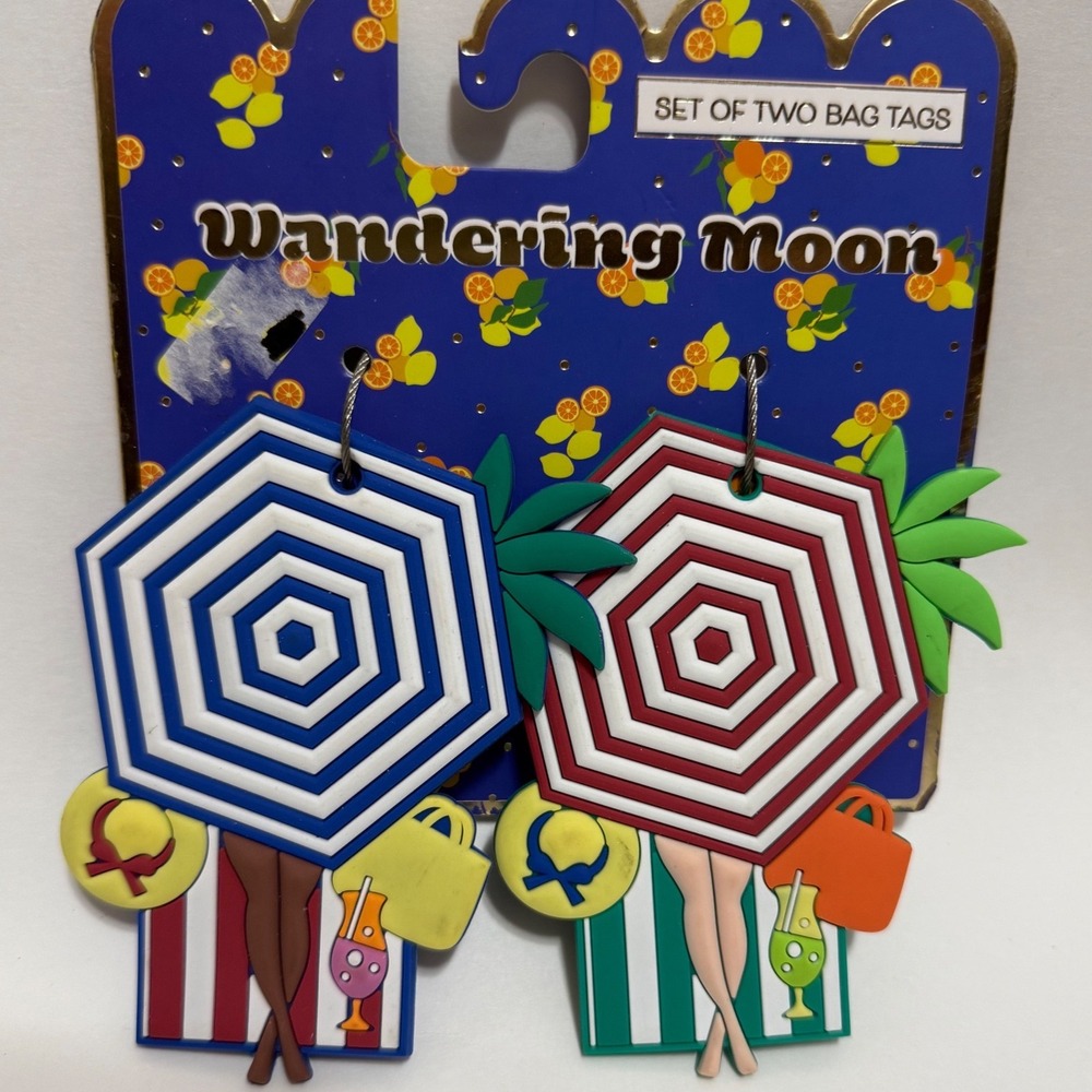 Wandering Moon Set of 2 Beach Umbrella Sunbather Luggage Tags PVC Travel New